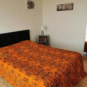  Séjour chez l'habitant Au Calme France